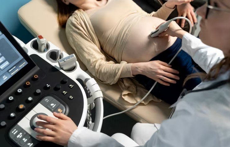 Gynecological and Pregnancy Care in Laxmi Nagar