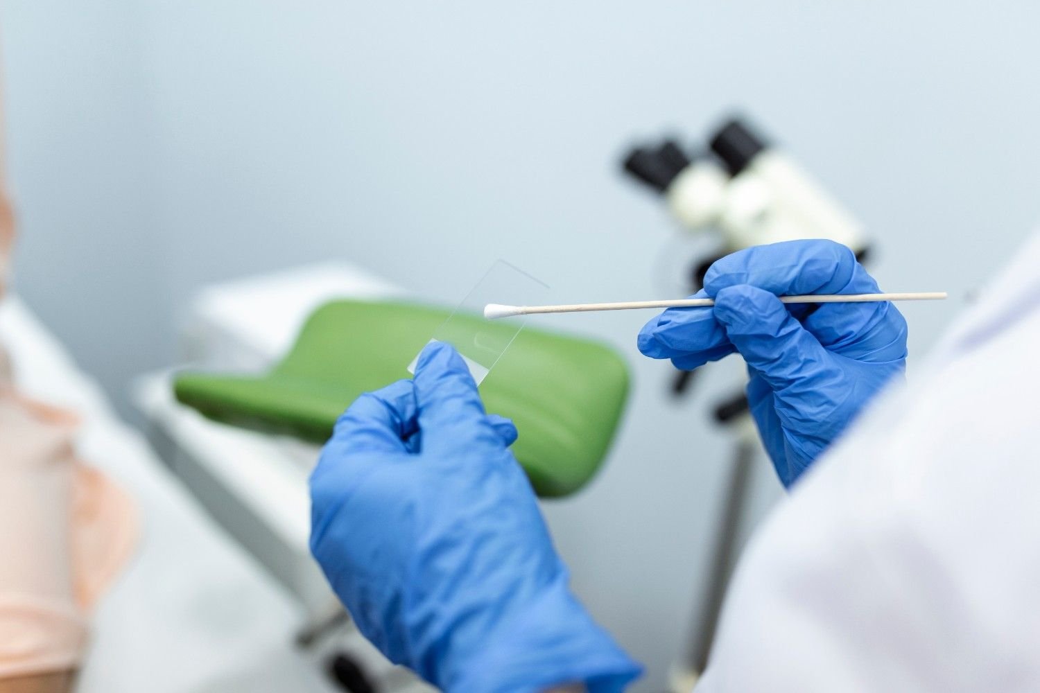 Best Pap Smear Doctor in Geeta Colony